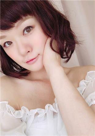 佑藤江梨花2013作品