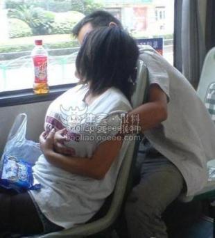 日本在车上做的无码av