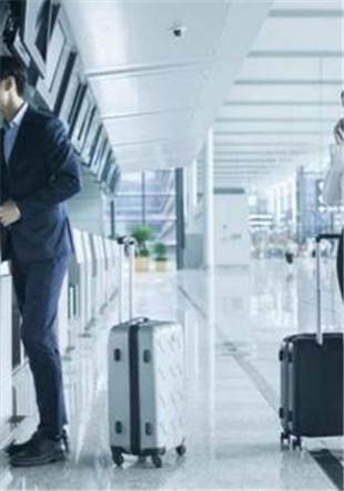 公司出差与上司商务宾馆