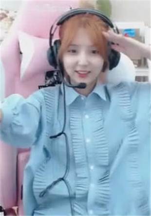 免费在线观看《小米粥直播说自己被透》