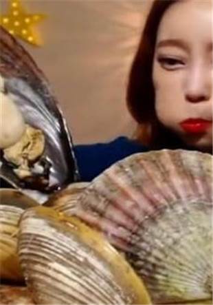 直播取水扣扇贝