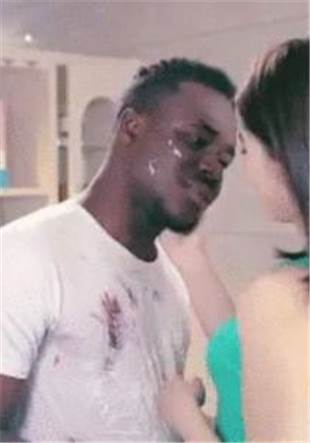 与黑人大黑机巴做爰视频在线