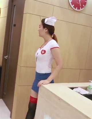 插入治疗专业医院6集-在窗帘里摔倒的护士们