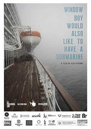 擦窗男孩也想要一艘潜水艇