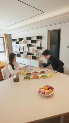 住进阿姨家后，我觉醒了时间暂停